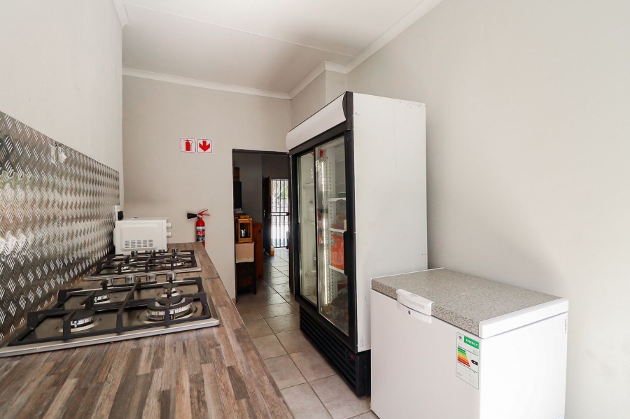 To Let 1 Bedroom Property for Rent in Die Bult North West